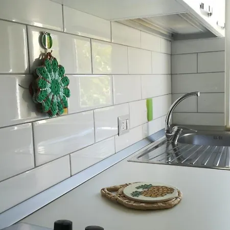 Nice Studio Flat With All Comforts * 卡里亚蒂